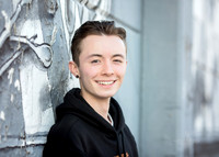 Senior, Eli